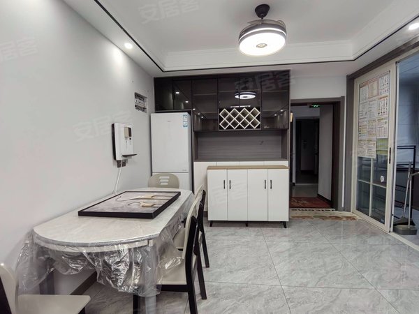 徐州新沂建邺路钟吾壹号钟吾壹号电梯房三室两厅一卫精装拎包入住1800每月随时看房出租房源真实图片