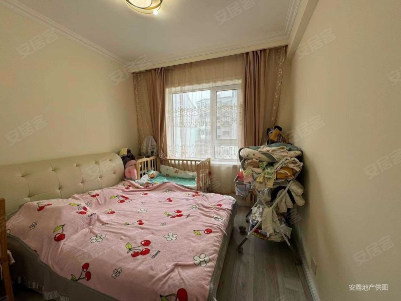 福居家园封闭小区三楼精装修婚房近市场难得好房