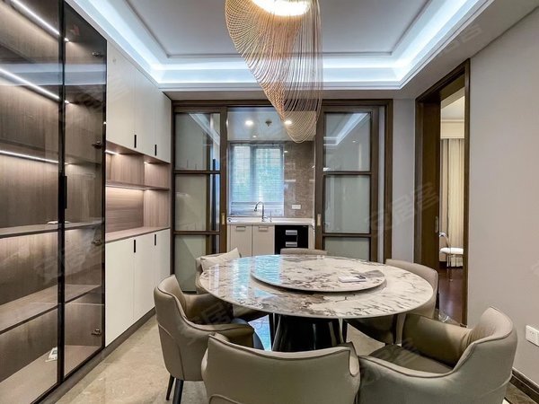 城西宝龙广场红泰小区开元小区跨湖家园人民医院高铁站国会金殿,诸暨