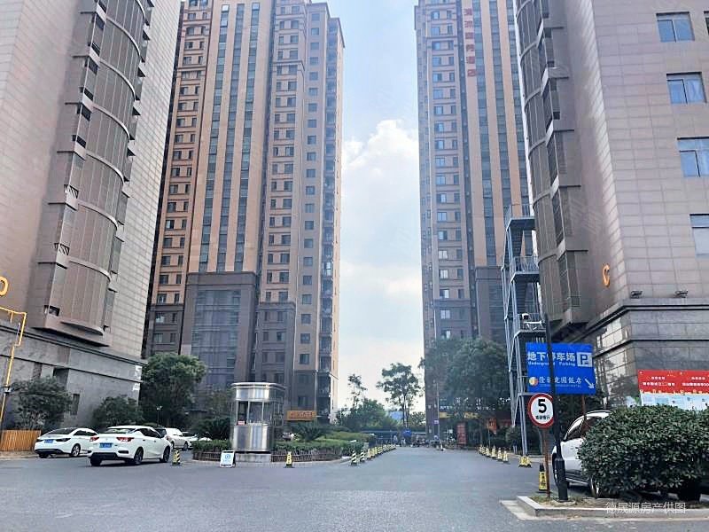 昆山房产网>昆山二手房>玉山二手房>城东二手房>隆祺丽景国际>800_600