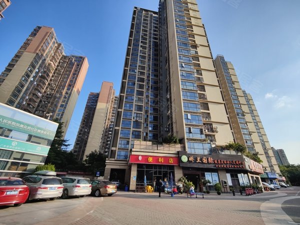 深圳宝安福永凤凰花苑福永凤凰山旁 凤凰新天 精装三房 带家私电器