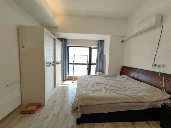 广州增城新塘长风国际公寓真实 长风国际 金融街新塘万达 南向 电梯