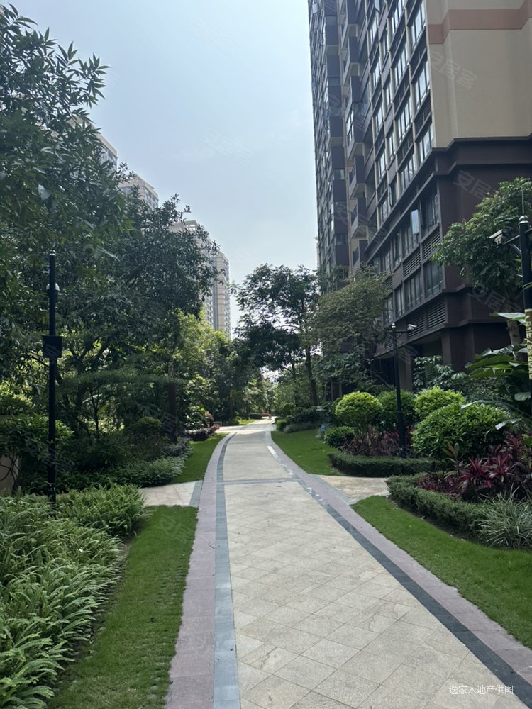 天御二期 花园中间 三面采光 随时看房,中洲天御花园二期二手房,185万