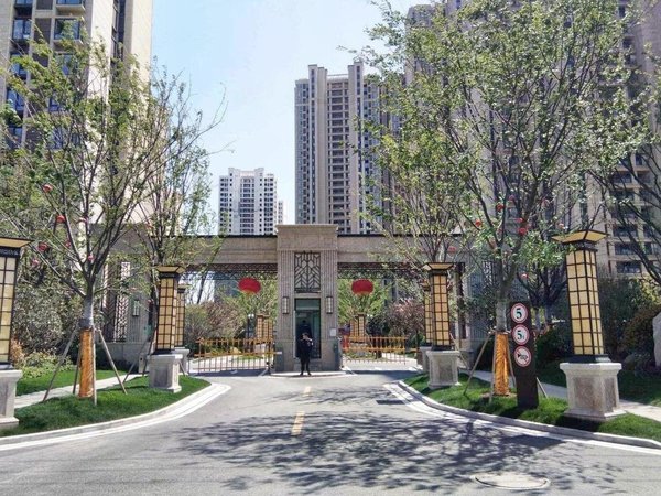 苏州高新区浒墅关恒基旭辉城浒关地铁口旁 鸿文雅苑 豪装大三房2卫