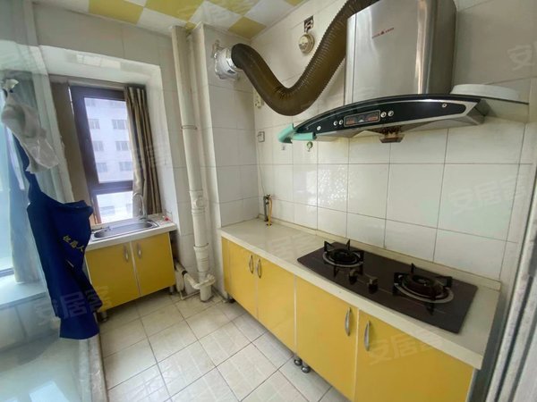 两室大采光 临近大明湖 寇娜 奥斯卡 可短租 拎包入住,历下租房-济南