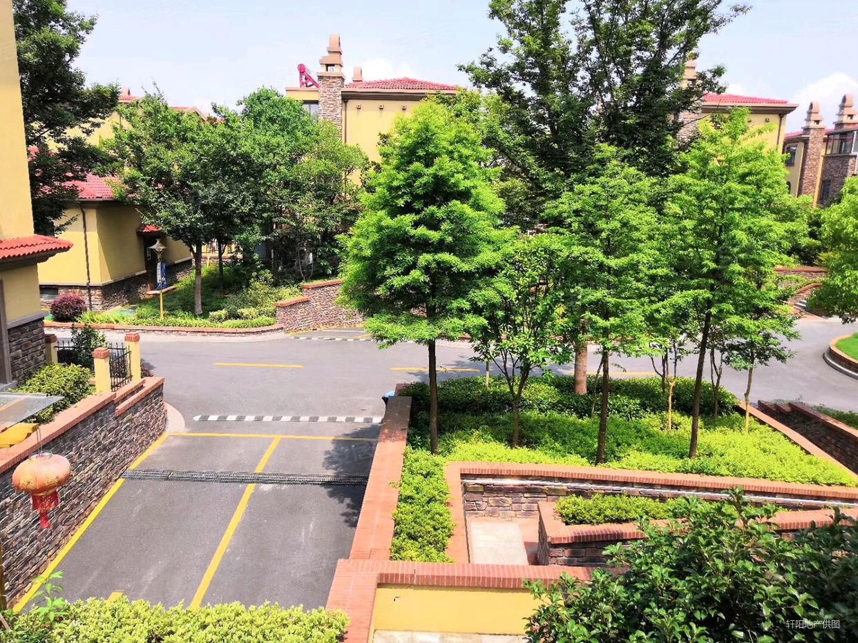 华纺易墅上海湾5室2厅5卫286㎡南500万