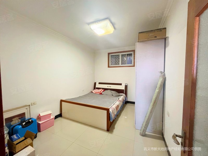 华英大厦(巩义) 商品住宅 南北通透 大四室 电梯房