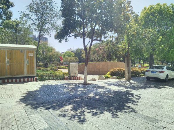 市中心五一路省中医院胜利广场两室两厅带家具拎包入住,五华租房-昆明