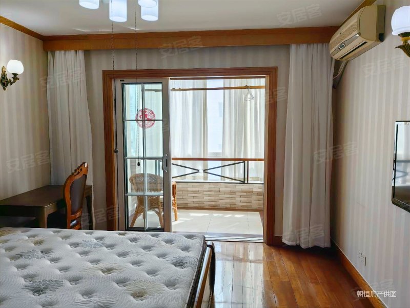 一品嘉园交通便利环境整洁房龄新环境好诚心卖看房方便