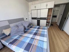 瑞安莘塍民莘中路银泰城旁!铂金湾2室1厅带大阳台!精装修家具家电齐全拎包入住出租房源真实图片