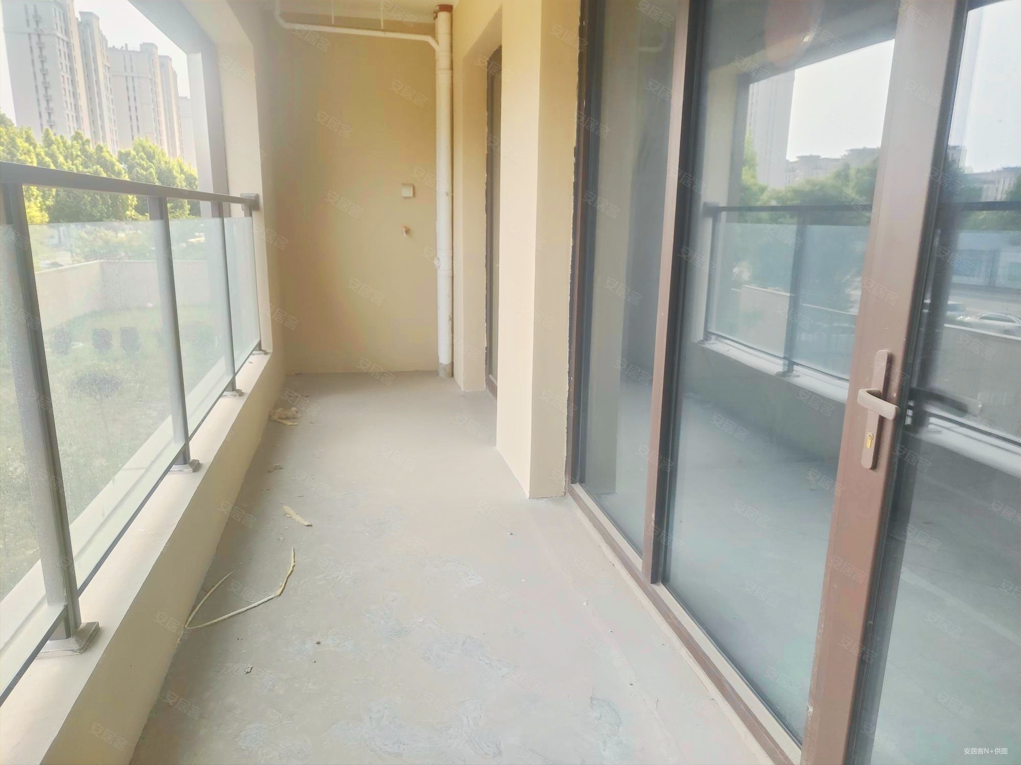 平度公园壹号4室2厅2卫145.01㎡南143万