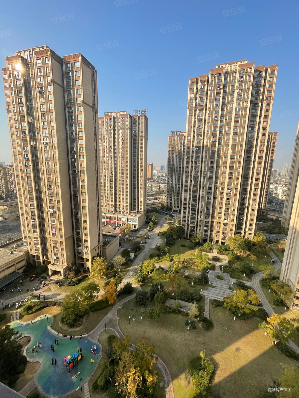 力高君御国际3室2厅1卫96㎡南北105万