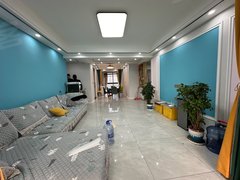 许昌禹州禹州城区新上新龙华庭 电梯双气 精装三室 家电齐全拎包 好停车出租房源真实图片