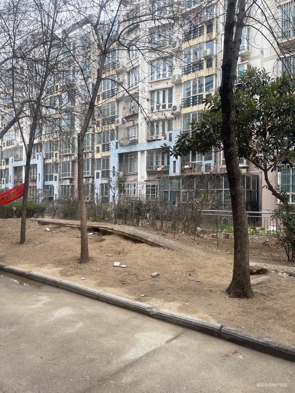 郑州房产网>郑州二手房>高新区二手房>科学大道二手房>金色嘉园>