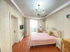 上海浦东陆家嘴带衣帽间或者可做两房  高性价比好房 欧式装修 看房随时出租房源真实图片