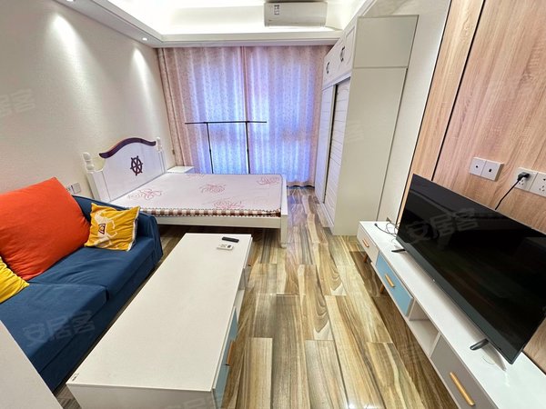 精装大平层!实图实价!3号线滨河站!无中介费!出租房源真实图片