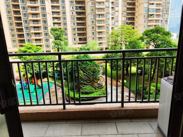 广州增城新塘金泽惠百氏惠百氏广场二期精装两房出租 家私家电齐全 近