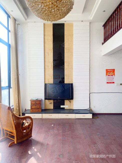 急售水蓝郡高档别墅区猛降50w随时看房湖景房