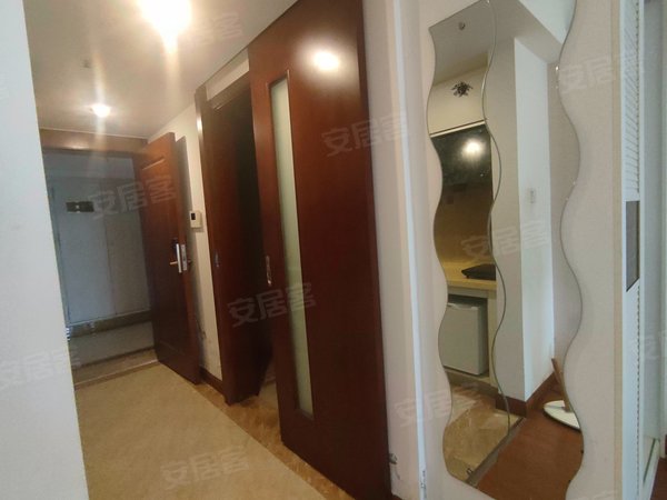 成都郫都犀浦傲城(商住楼)免中介可月付.