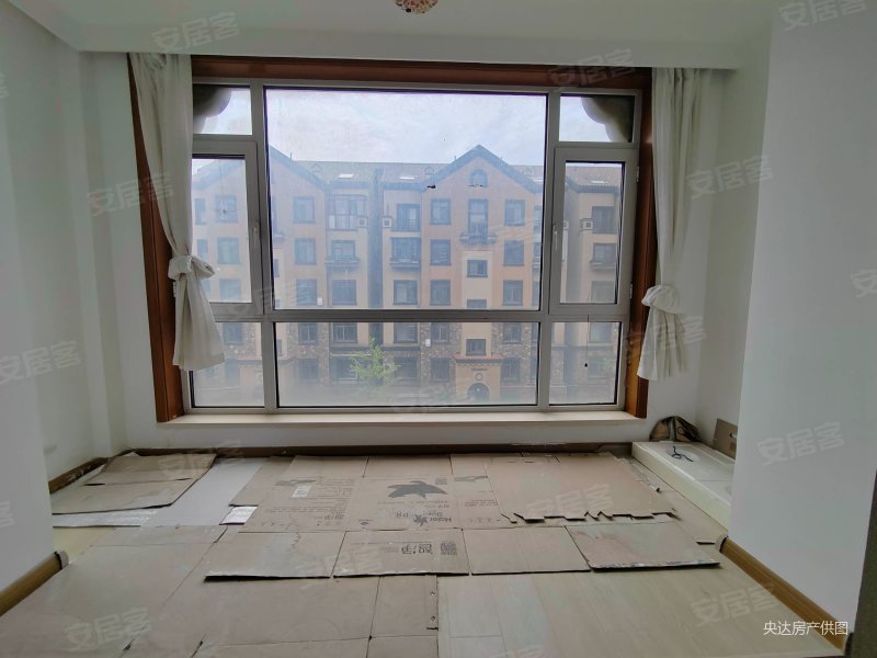 房主诚信出售此房,标准的两室户型,实验中 ,南北通透户型,御景园二手