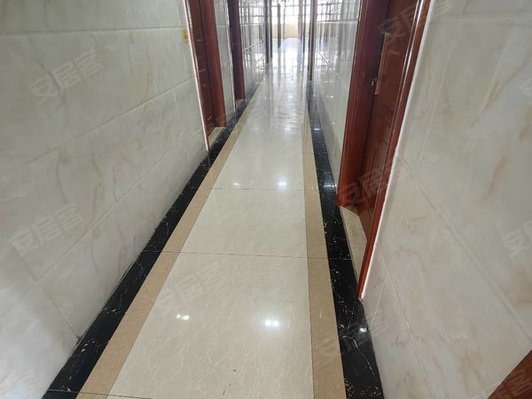 【多图】步涌新村,沙井租房,12号线步涌地铁口电梯两房一厅,宝安租房