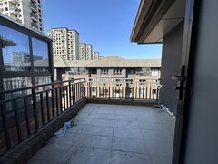 杭州西湖之江度假区转塘品质花园洋房 总高6层 顶楼带超大阁楼 带露台 拎包入住出租房源真实图片