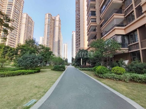 南宁武鸣武鸣城区鸣城国际标营新区 康和城附近 鸣城国际 时尚公寓 一