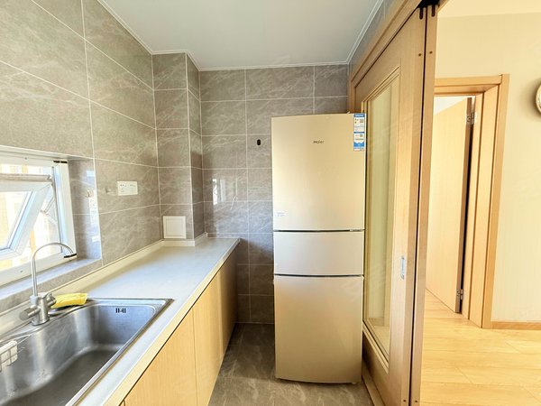 大连金州金州五一路万科城万科城 电梯房 精装 修 3室2厅1卫出租房源真实图片