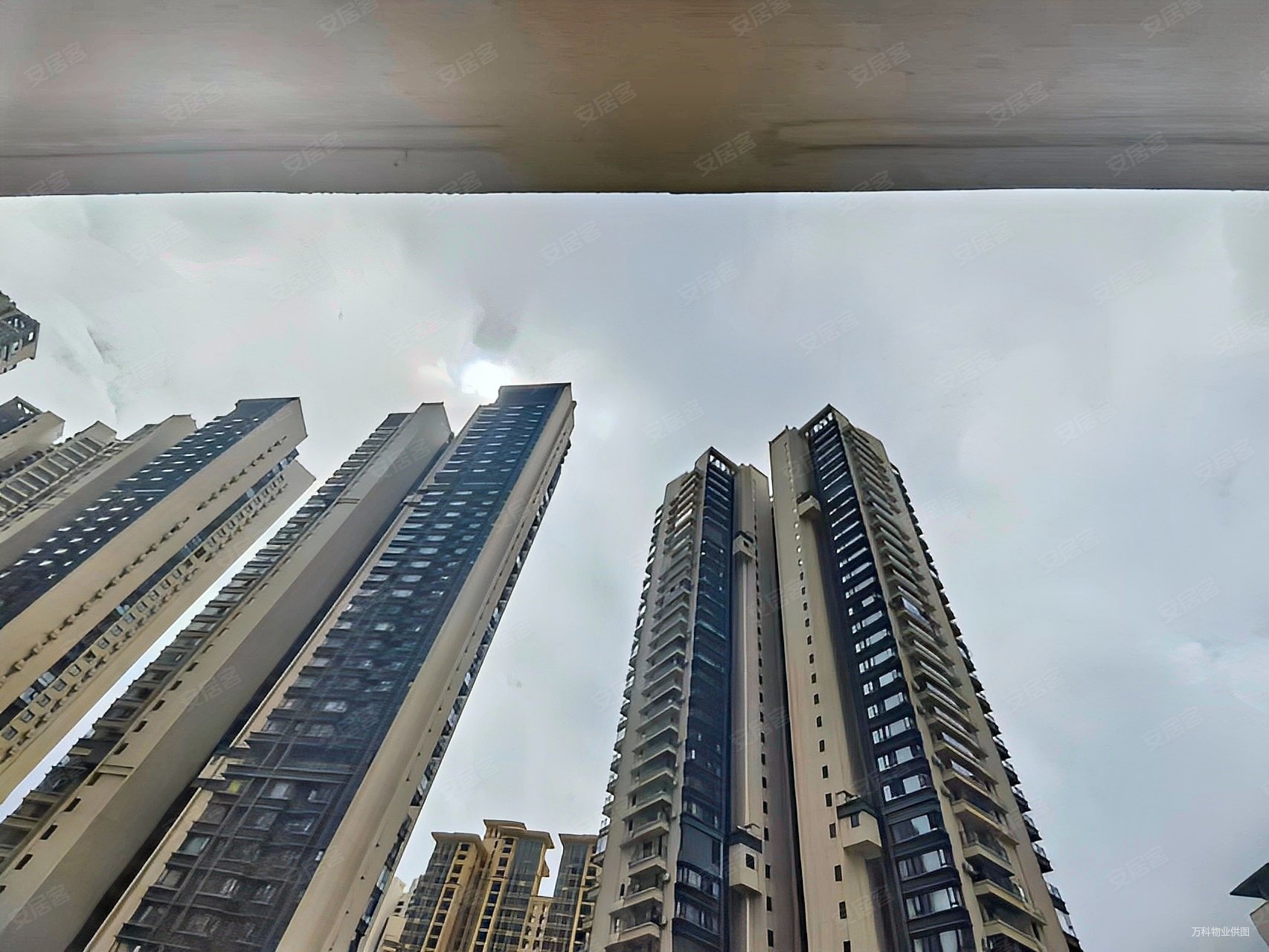 南宁房产网>南宁二手房>良庆二手房>五象大道二手房>万科紫台>