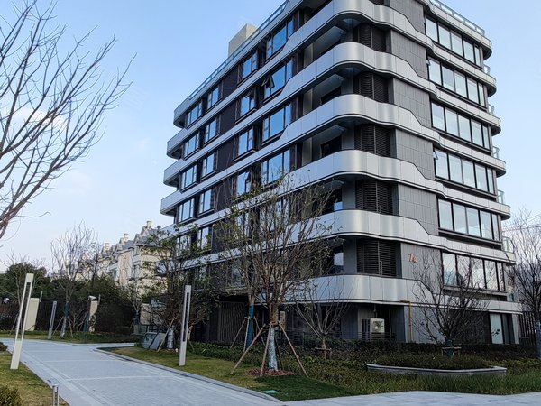 上海闵行金虹桥东苑古北尚公馆古北尚公馆2房开发商统一装修中央空调