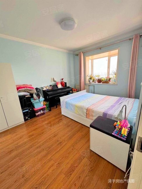 宸欣家园南北通透装修好双卫格局带电梯高楼层视野好