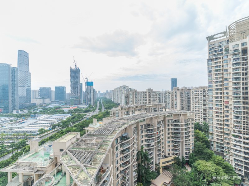 深圳房产网>深圳二手房>南山二手房>后海二手房>蔚蓝海岸(三期)>800