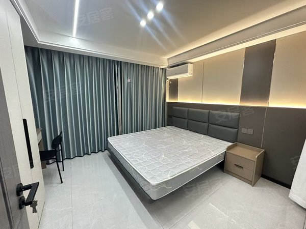 金华东阳东阳江北国际建材城银泰城一室一厅 停车方便设施齐全 押一付一出租房源真实图片