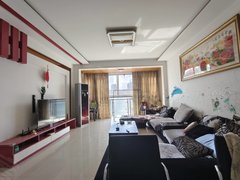 巴中巴州老江北真实在租丨财富广场旁电梯三房双卫出租 三台空调 家具家电齐全出租房源真实图片