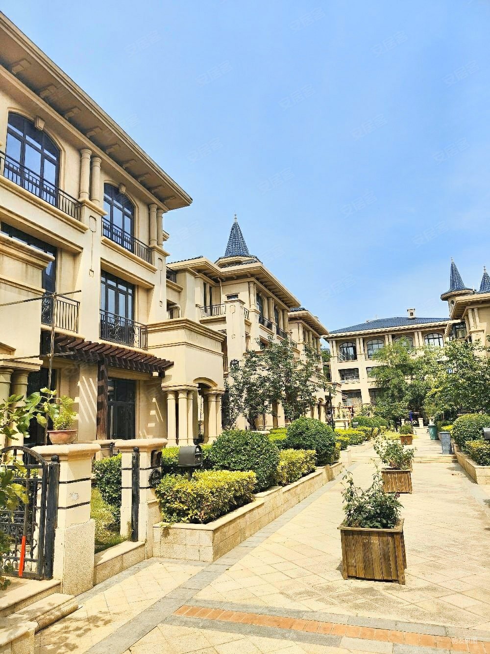 富田兴龙湾联排别墅295万捡漏房