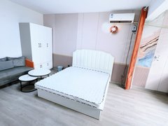济南历城唐冶精装独卫 可短租 月付 鲁商凤凰城 奥特莱斯 水发集团 唐冶出租房源真实图片