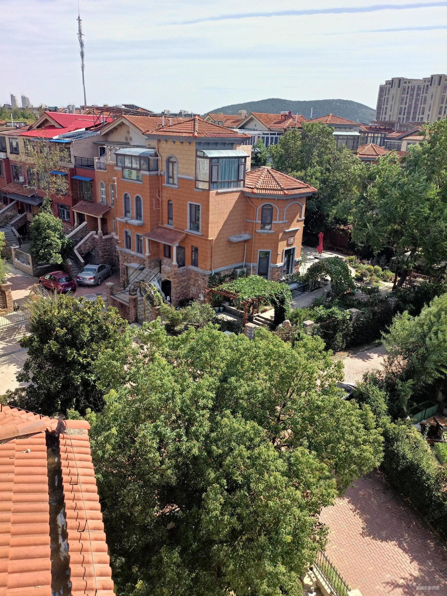 泉山森林海(别墅)4室2厅3卫172.21㎡南北225万