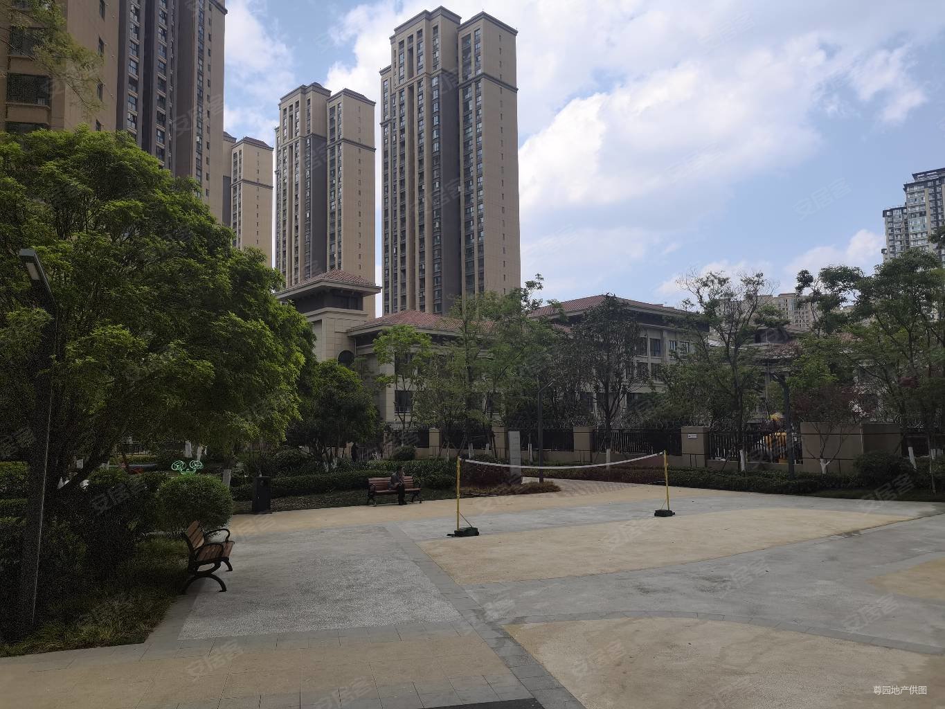 精装修 随时看房,俊发星湾俊园二手房,120万,3室2厅,1卫,112平米-昆明