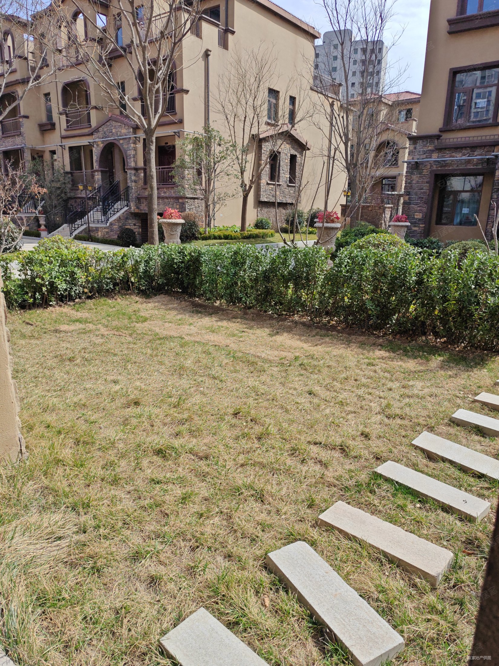 天诚蔷薇公馆二手房,256万,4室2厅,3卫,150平米-西安安居客