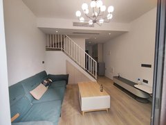 郑州郑东新区金水东路网红小区 瀚海晴宇 loft户型精装两房随时看房出租房源真实图片