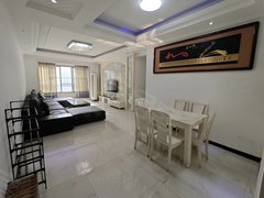 达州通川金龙大道无中介 罗浮广场三房双卫可短租月付电梯房出租房源真实图片