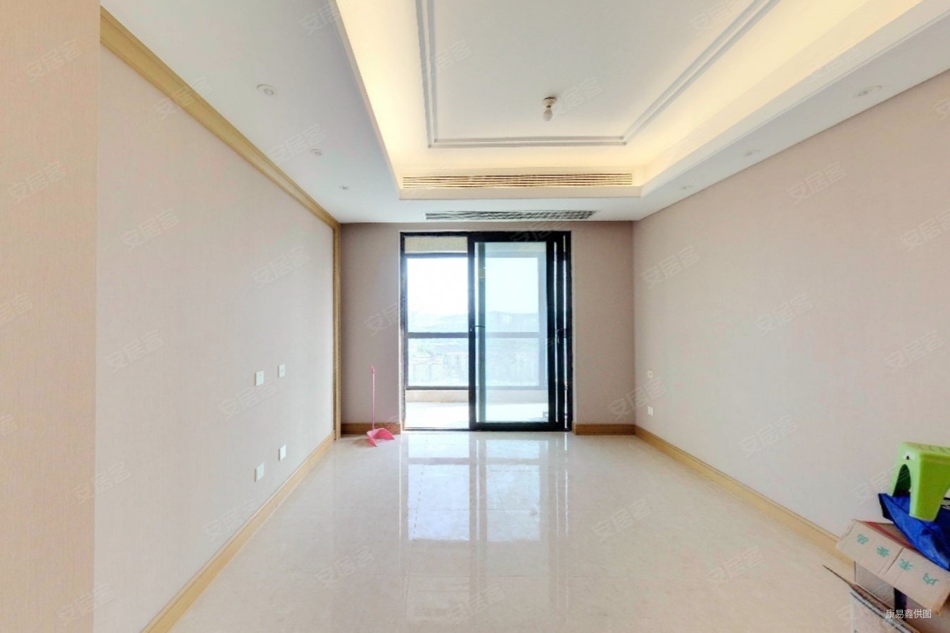 旭辉铂悦秦淮 一线河景房 精装三室 新空未入住 近南站 诚售