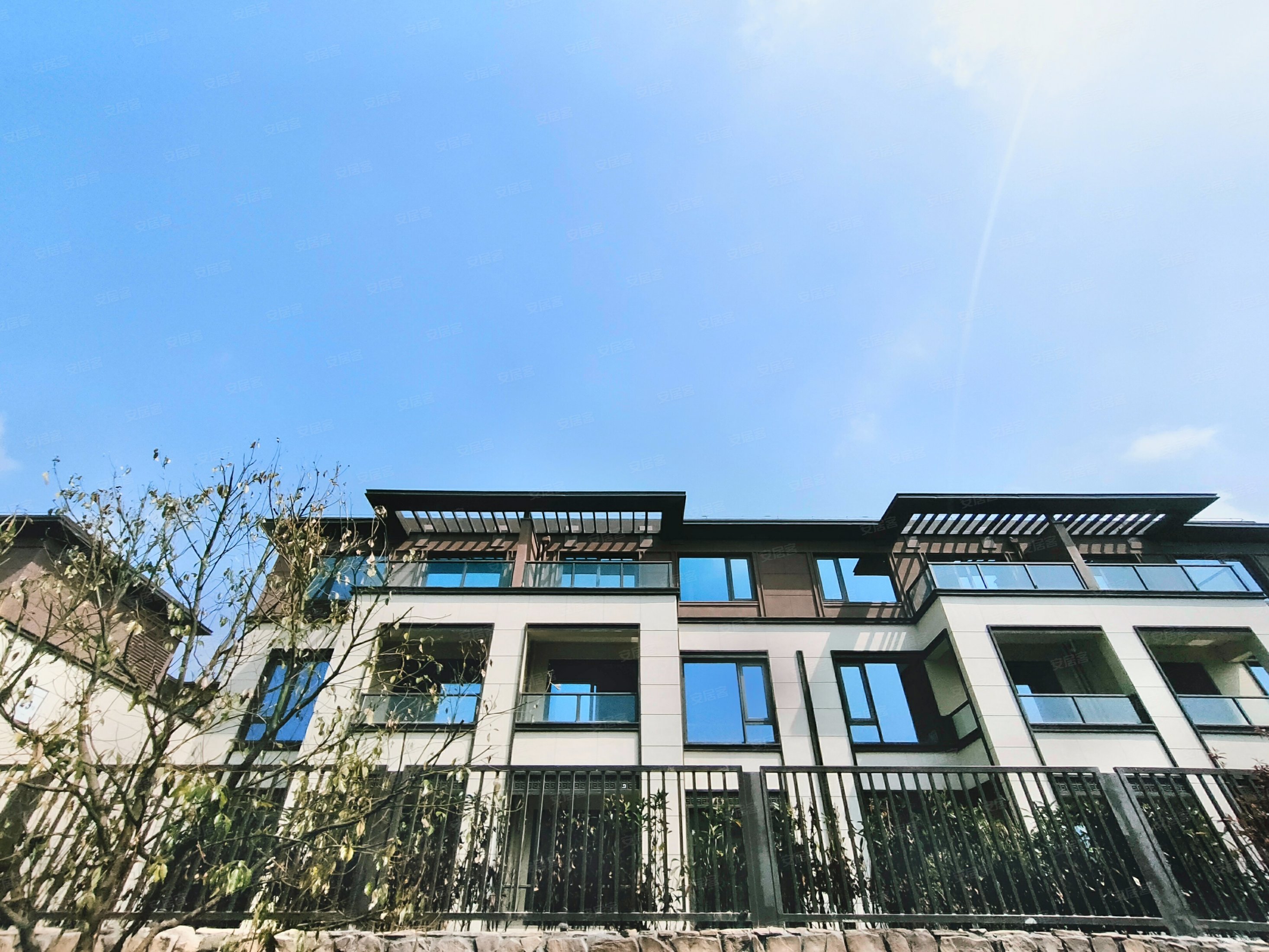 清源上林湖(别墅)5室2厅4卫157.82㎡南620万