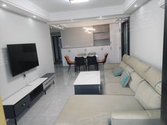 如皋如皋市政府市政府市政府，吾悦广场，外国语学校，拾锦里附近的司马嘉苑二室出租出租房源真实图片