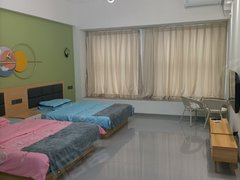 防城港港口中央商务区中心区翡翠国际公寓，700每月，押二付三出租房源真实图片