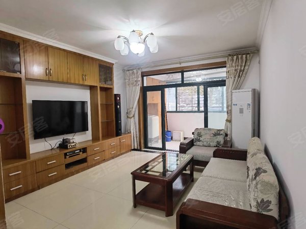 昆山张浦张浦银河新都银河新都大三房两卫带院子 看房有钥匙出租房源