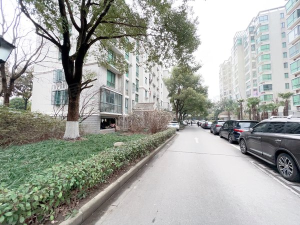 【多图】源城锦苑,三林租房,6号线 灵岩南路200米 板式户型 南北通透