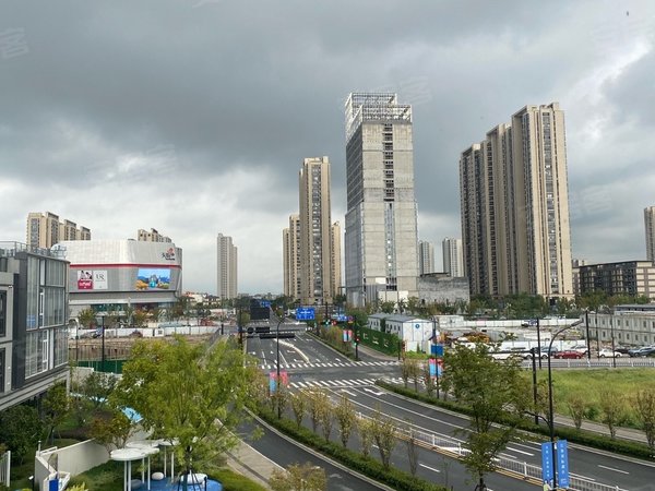 杭州钱塘大江东融智创城7号线启成路地铁口,融创城精装三室空房,民水