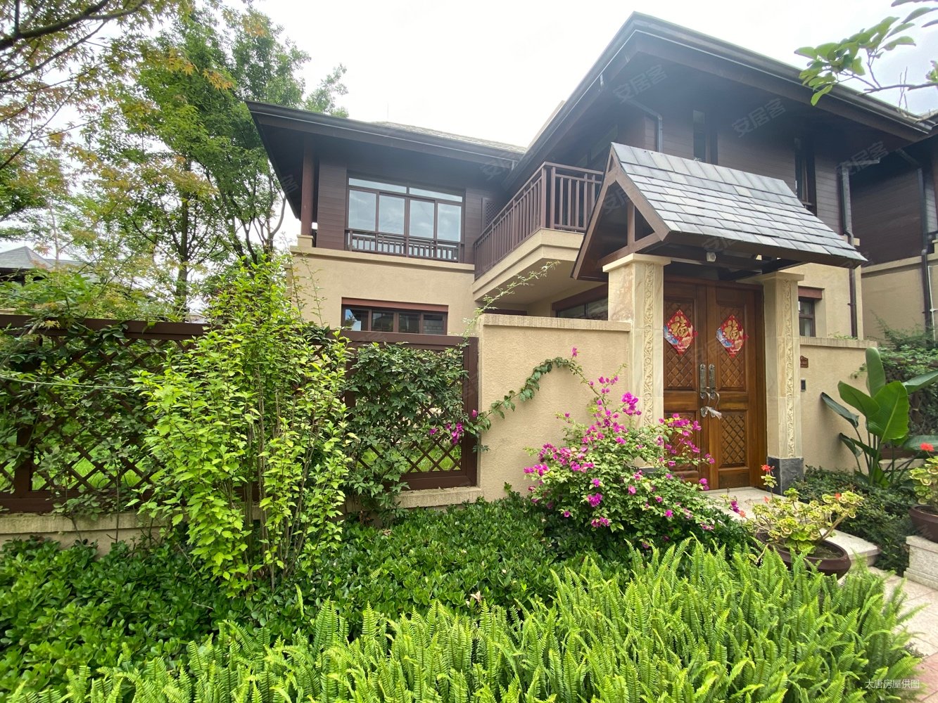 没住过人,100平花园,龙湖小院三期,精装端头独院别墅,龙湖小院青城