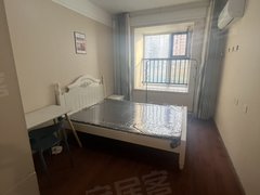 青岛城阳高新区世茂52旁精装南卧 有空调 家具家电齐全 拎包入住 有厨房出租房源真实图片